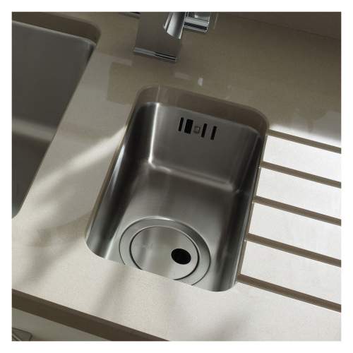 Matrix R25 0.5 Bowl Undermount Kitchen Sink