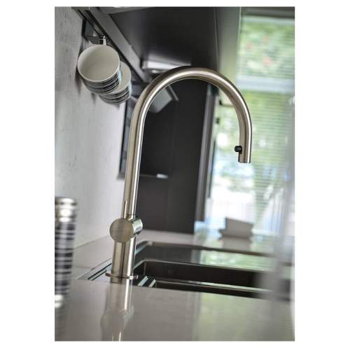 HESTA Pull-Out Kitchen Tap