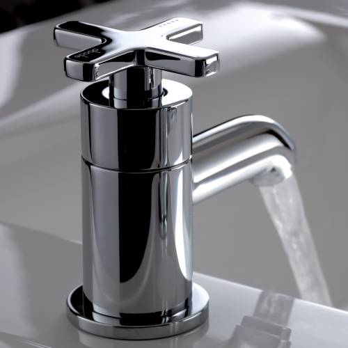 SERENITIE Basin Pillar Taps