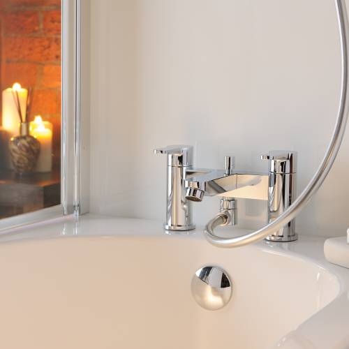 DEBUT Deluxe Deck Mounted Bath Shower Mixer with Sliding Rail Kit