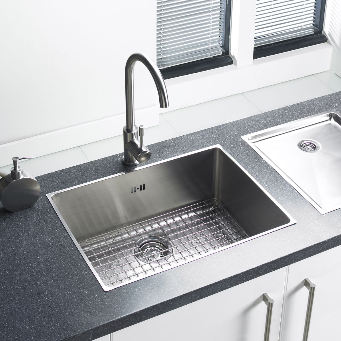ONYX Large Bowl Stainless Steel Kitchen Sink Sinks Taps com ONYX Large Bowl Stainless Steel Kitchen Sink Sinks Taps com