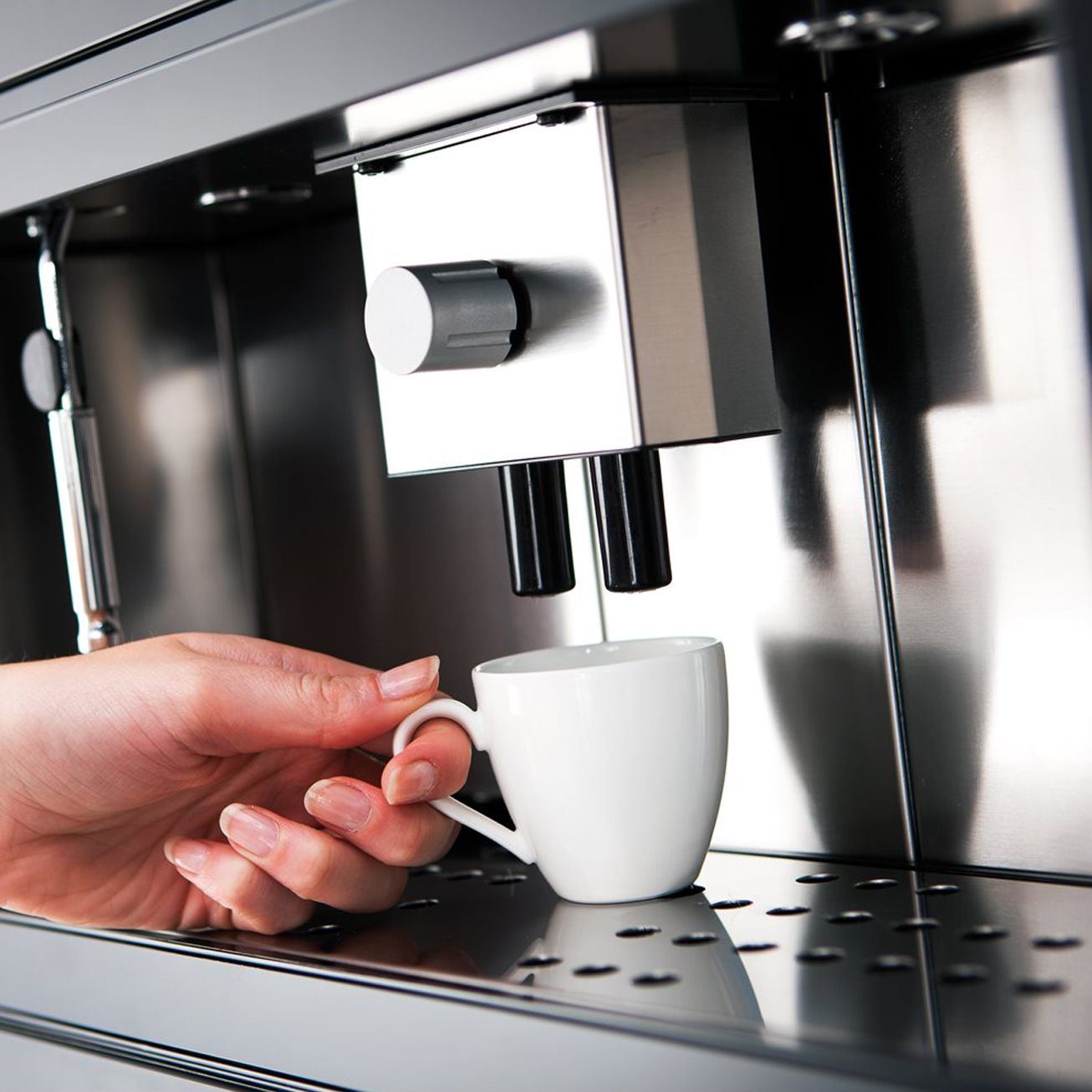 CM461 Fully Automatic Integrated Coffee Machine