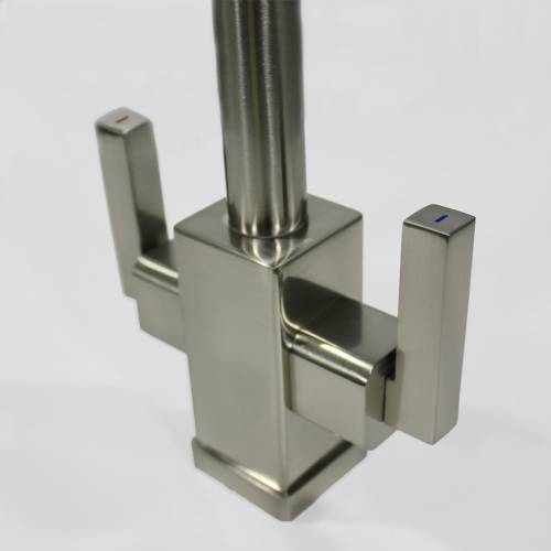 Bluci PANARO Brushed Twin Lever Kitchen Tap Detail