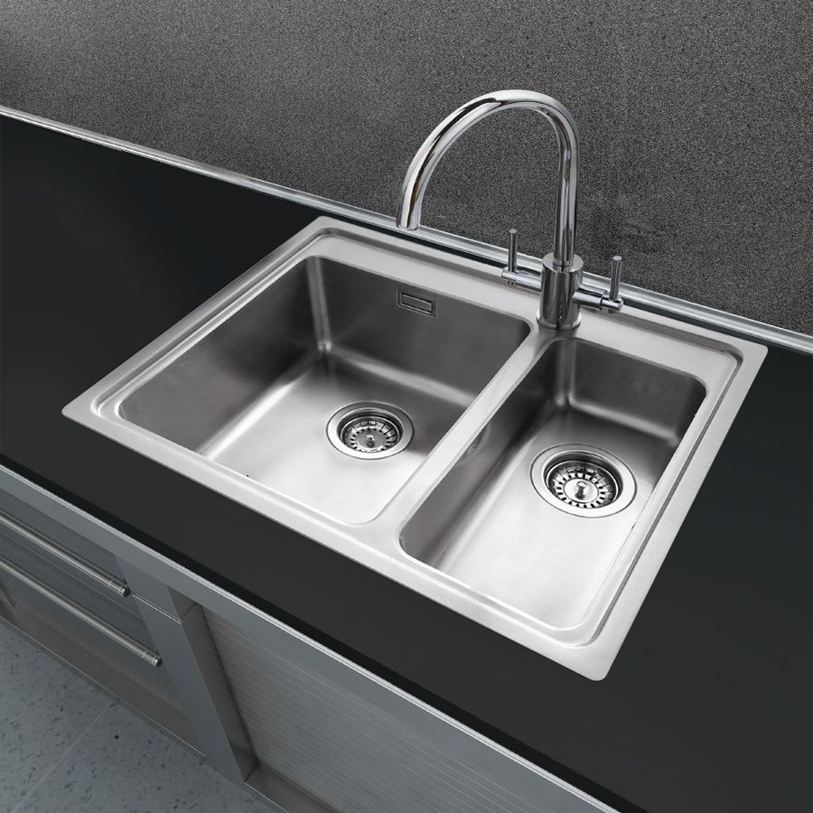 Bluci ORBIT01 TL 1.5 Bowl Kitchen Sink with Tap Ledge