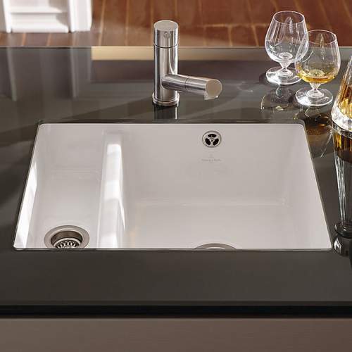 Villeroy & Boch SUBWAY XU Classic Line 1.5 Bowl Undermount Kitchen Sink