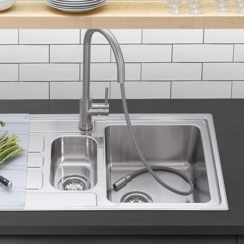 Caple ASPEN SPRAY Pull-0ut Kitchen Tap