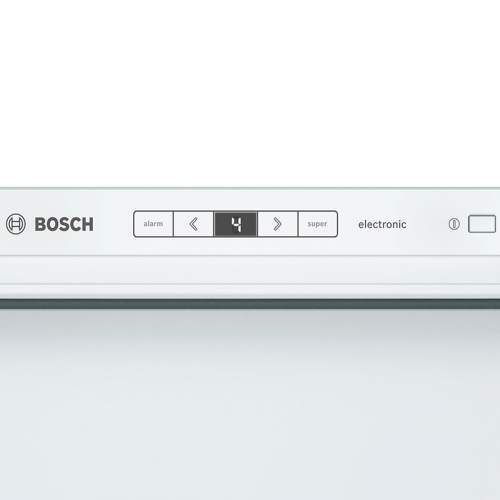 Bosch Serie 6 KIL82AF30G Built-In Fridge with Freezer Section