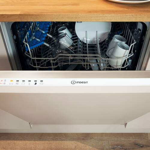 Indesit DIF 16B1 60cm Fast Eco Cycle Integrated Dishwasher