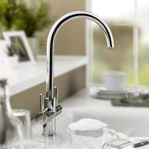 Bluci TreAcqua-C 3 in 1 Hot Tap with Swan Spout