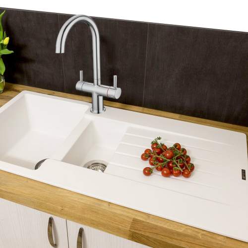 Reginox Hampton 15 1.5 Bowl Granite Sink with FREE Beni Tap